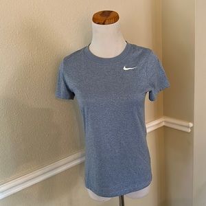 Women’s Dri-Fit Nike Tee Heathered Blue Size XS